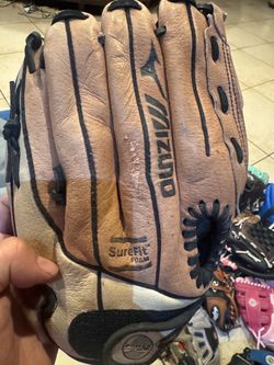 Size 11.5 Beige Mizuno Baseball Glove