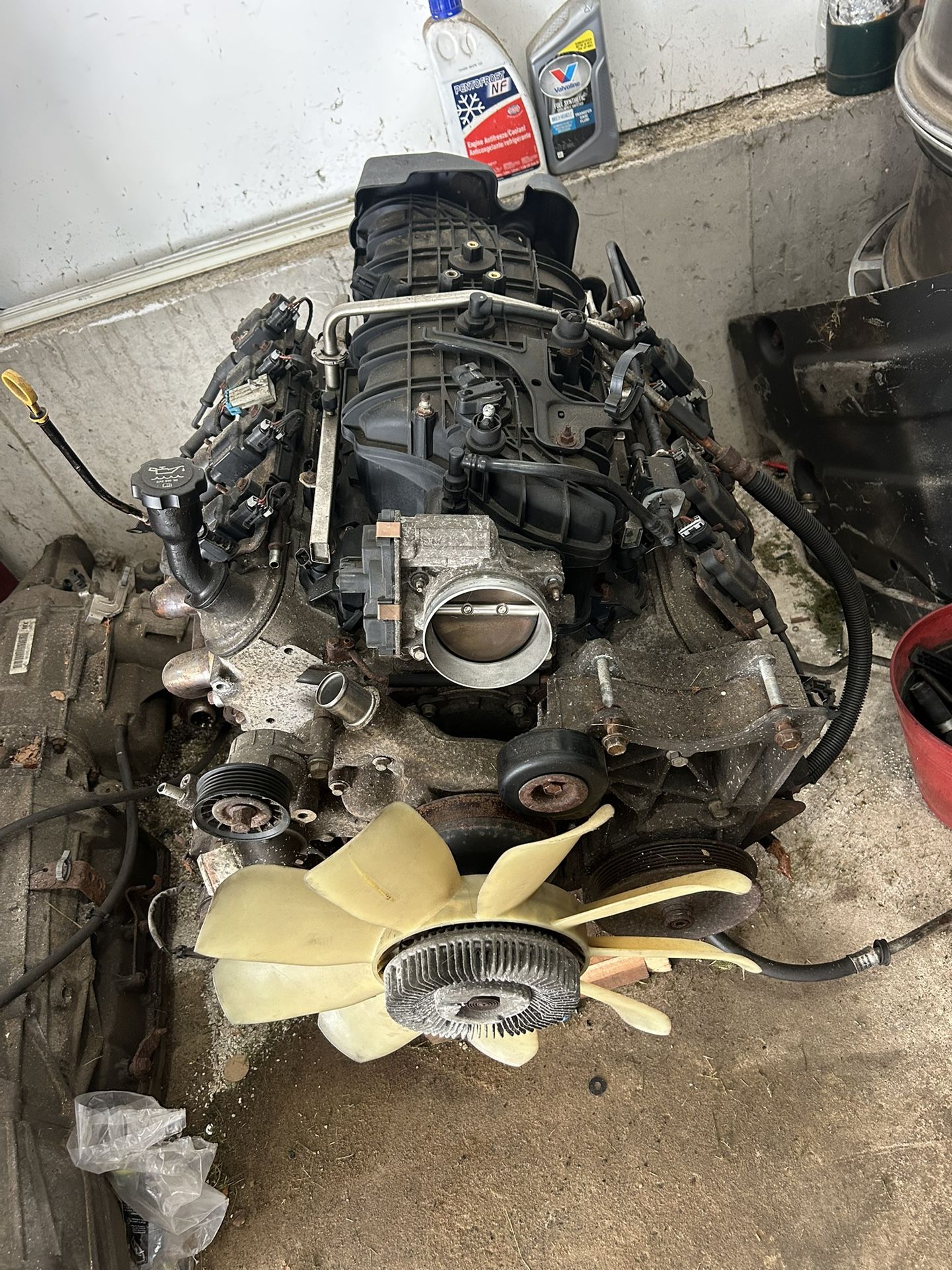 2010 6.0 LS Motor And Transmission And Transfer Case