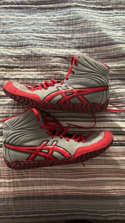Wrestling shoe asics aggressor 5