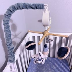 Crib mobile 