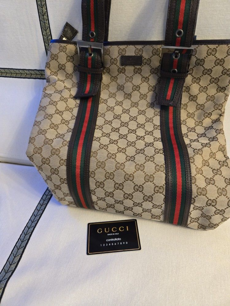 Gucci Belted Tall Sherry Tote Bag