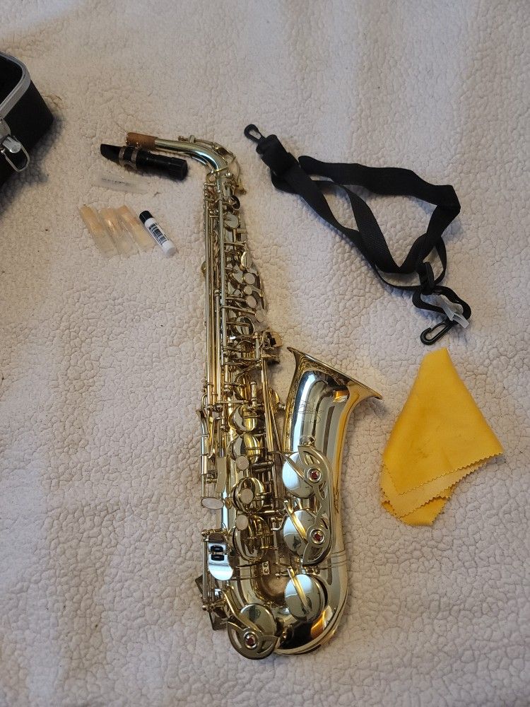 Etude Eas 100 (I Believe ) Saxophone