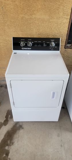 GAS DRYER SPEED QUEEN  Commercial heavy duty
