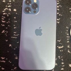 iPhone Pro max 512gb OS 16