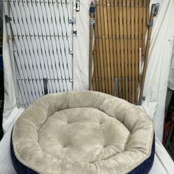 Dog Bed and 2 Expandable Gates.