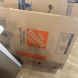 Free moving boxes