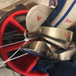 Top Flight Golf Clubs /right Hand