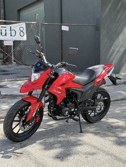 250cc Motorcycle
