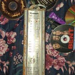 Hanson 300 Pound Vintage Hanging Scale