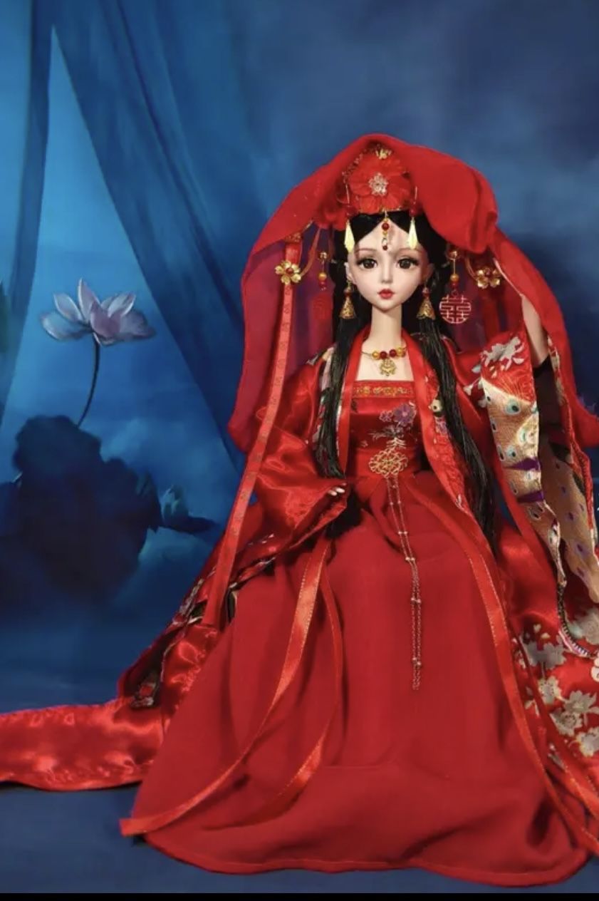 Joints Movable Doll, Beautiful Traditional Wedding Dress, Lots Of Details