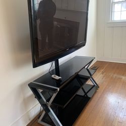 Full set of televisions and TV shelves $150