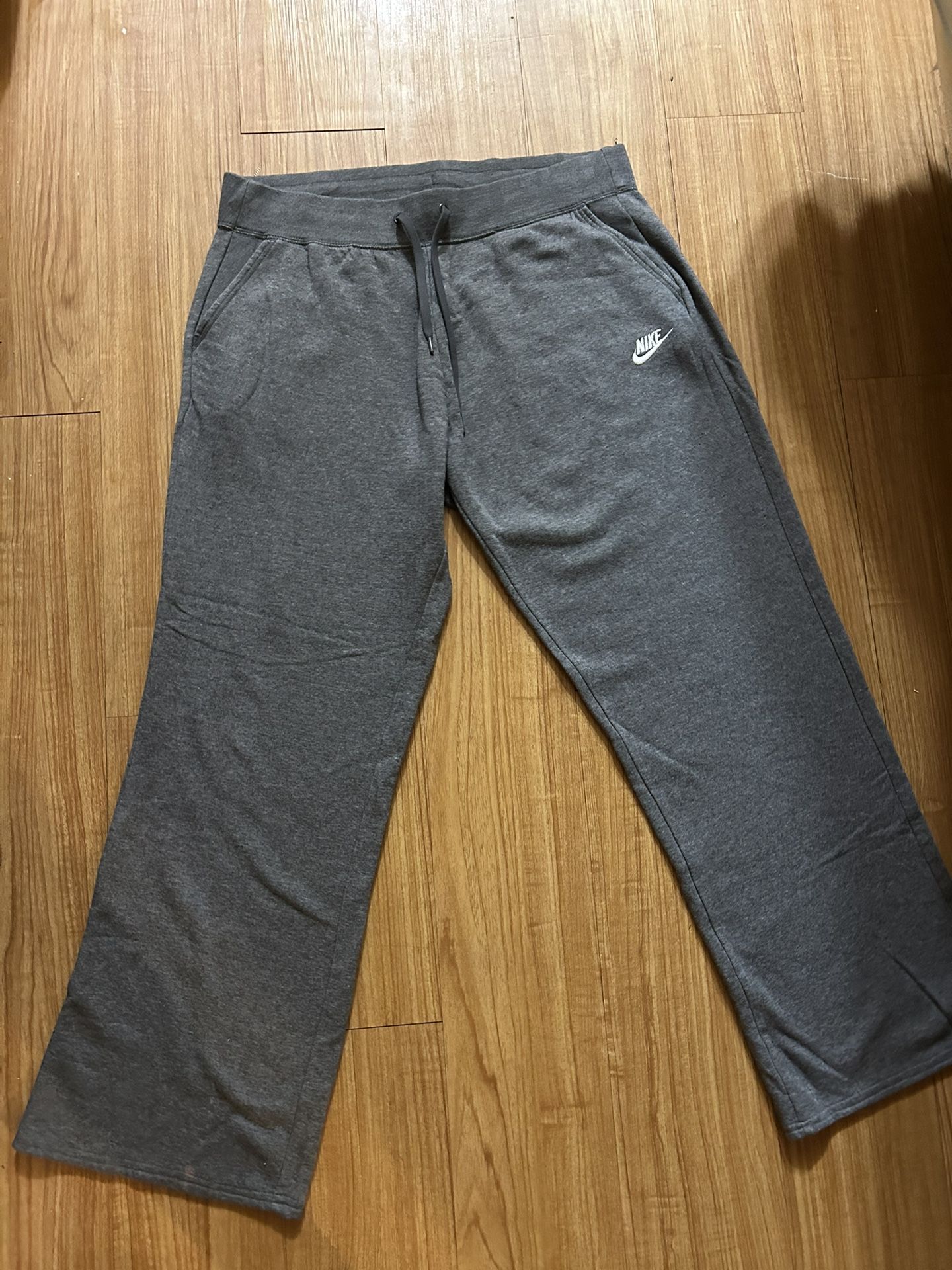 Grey Nike joggers #greyjoggers