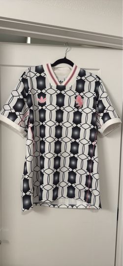 Juventus Jersey Size Large