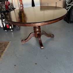 Antique solid mahogany 54” round kitchen table