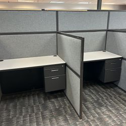 32 Office Cubicals