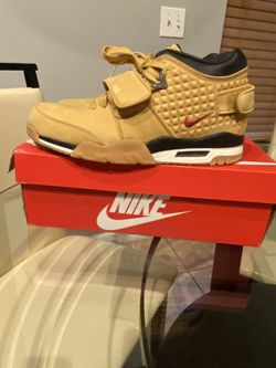 Victor Cruz Air Trainer
