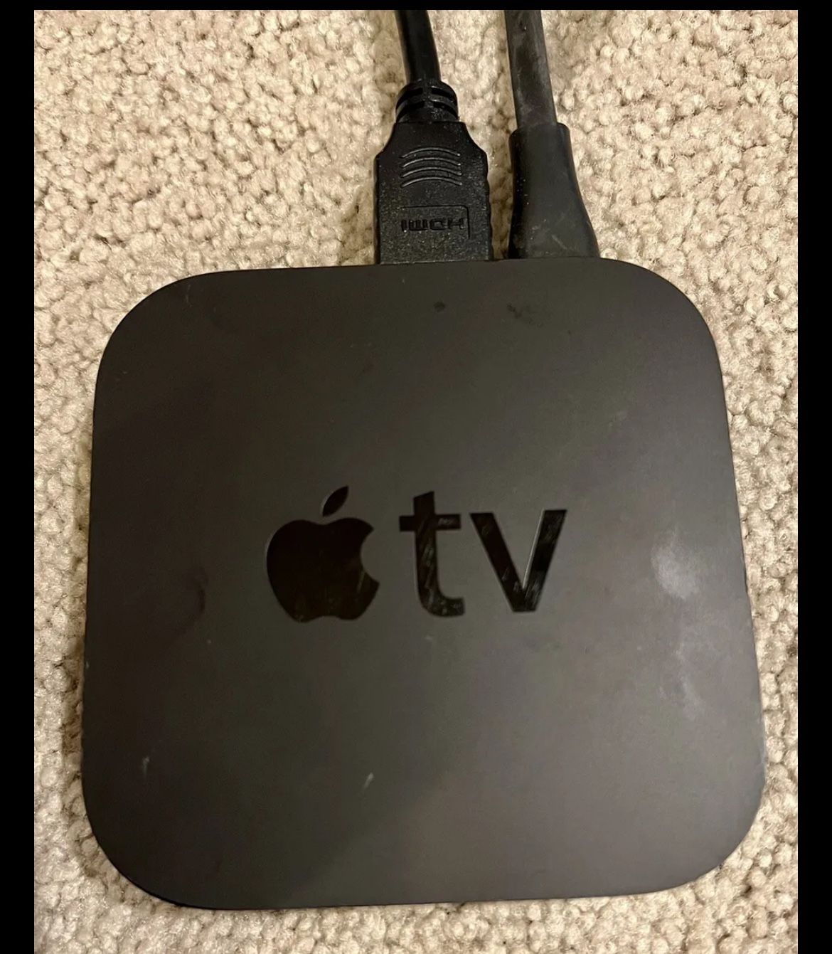 Apple TV (3rd Gen) 8GB HD Media Streamer w/Remote. MODEL A1469  **GOOD Condition