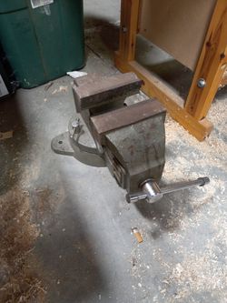 6 Inch Vise