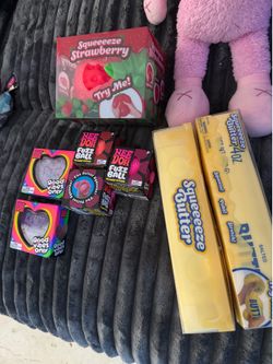 NeeDoh Squishies & More (PRICES VARY)