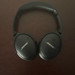 Bose QC45 - Black - Noise Cancellation 