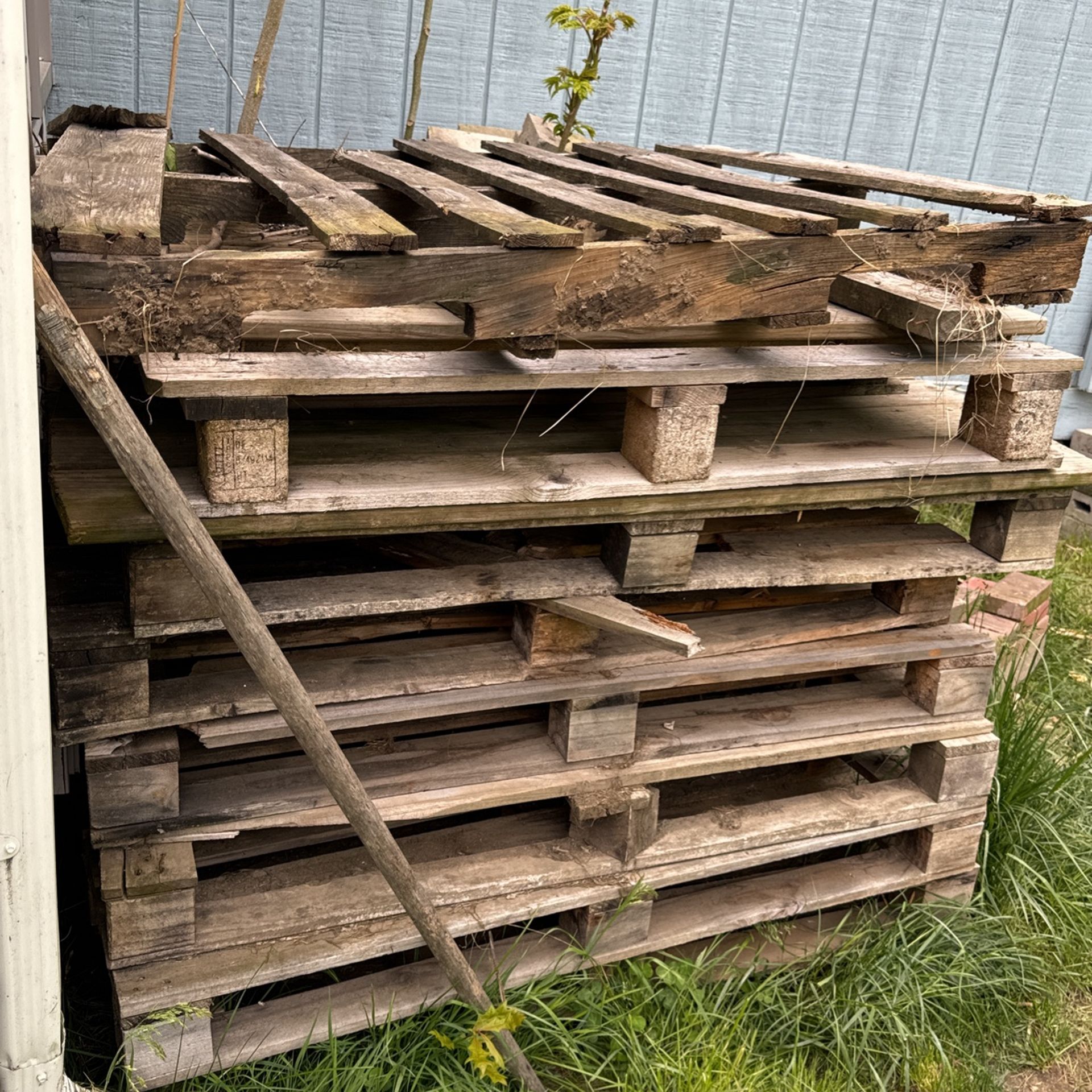Free Pallets