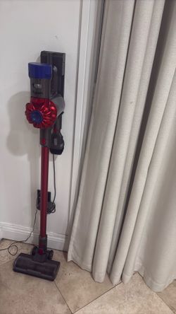 Dyson vacuum - used great condition
