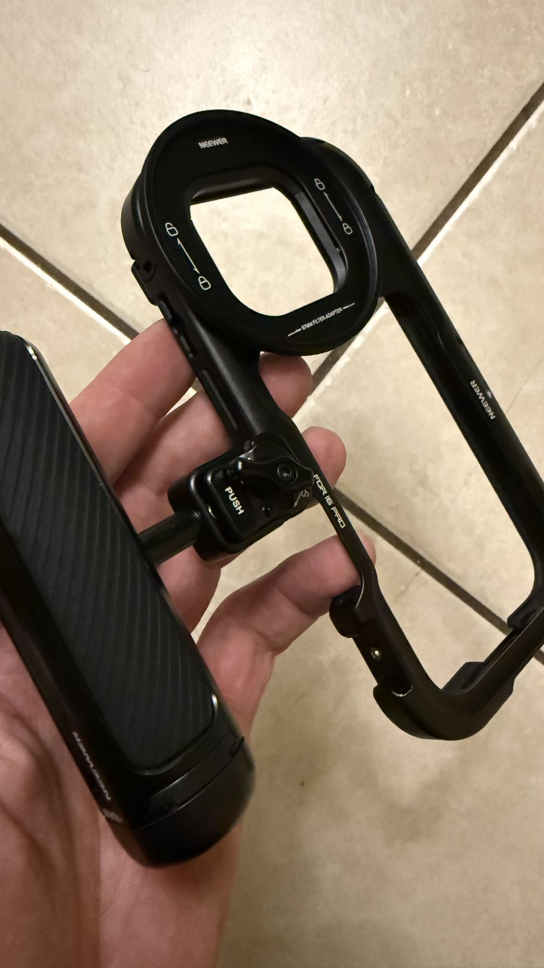 iPhone 16 Camera Cage