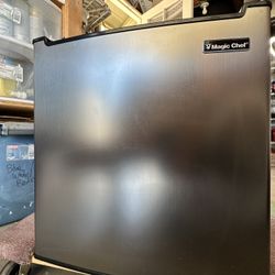 Magic Chef Dorm Fridge