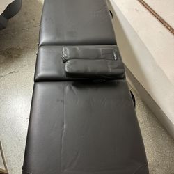 Massage/treatment Table 