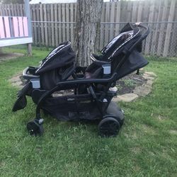 Graco Click Connect 2 Seat Stroller