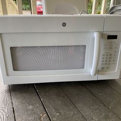 GE microwave