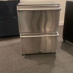 Marvel Professional Series MPDR424SS71A 24-inch stainless steel refrigerator drawers