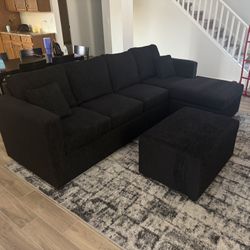 Brand New Black Sectionals With Free Ottoman 