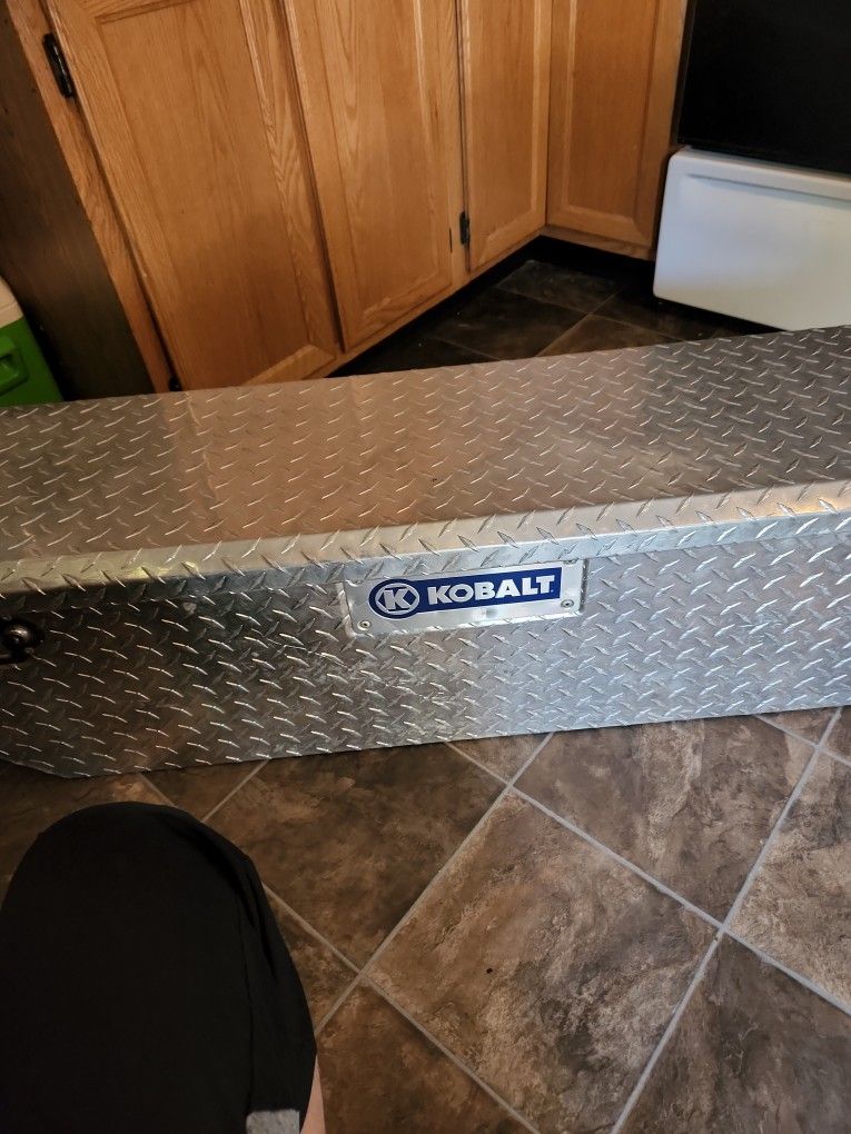 Truck Tool Box