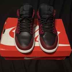 JORDAN 1 LOW BEETROOT SIZE 9M