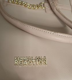 . Bolsa de mano.