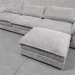 Gray 3 Seat Sofa with Ottoman *FREE DELIVERY!🚚*