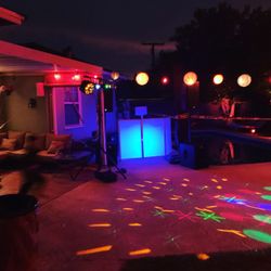 Dj $400