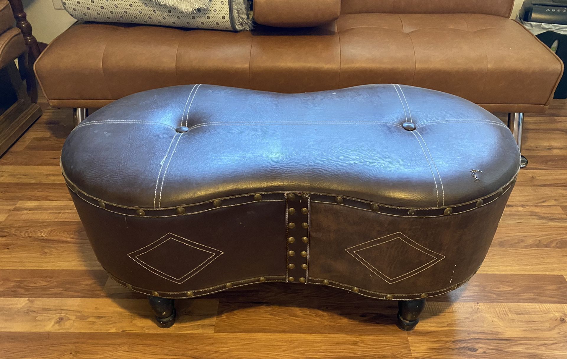 Used ottoman/chair Does not have storage $20