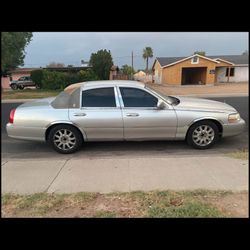 2007 Lincoln Town Car