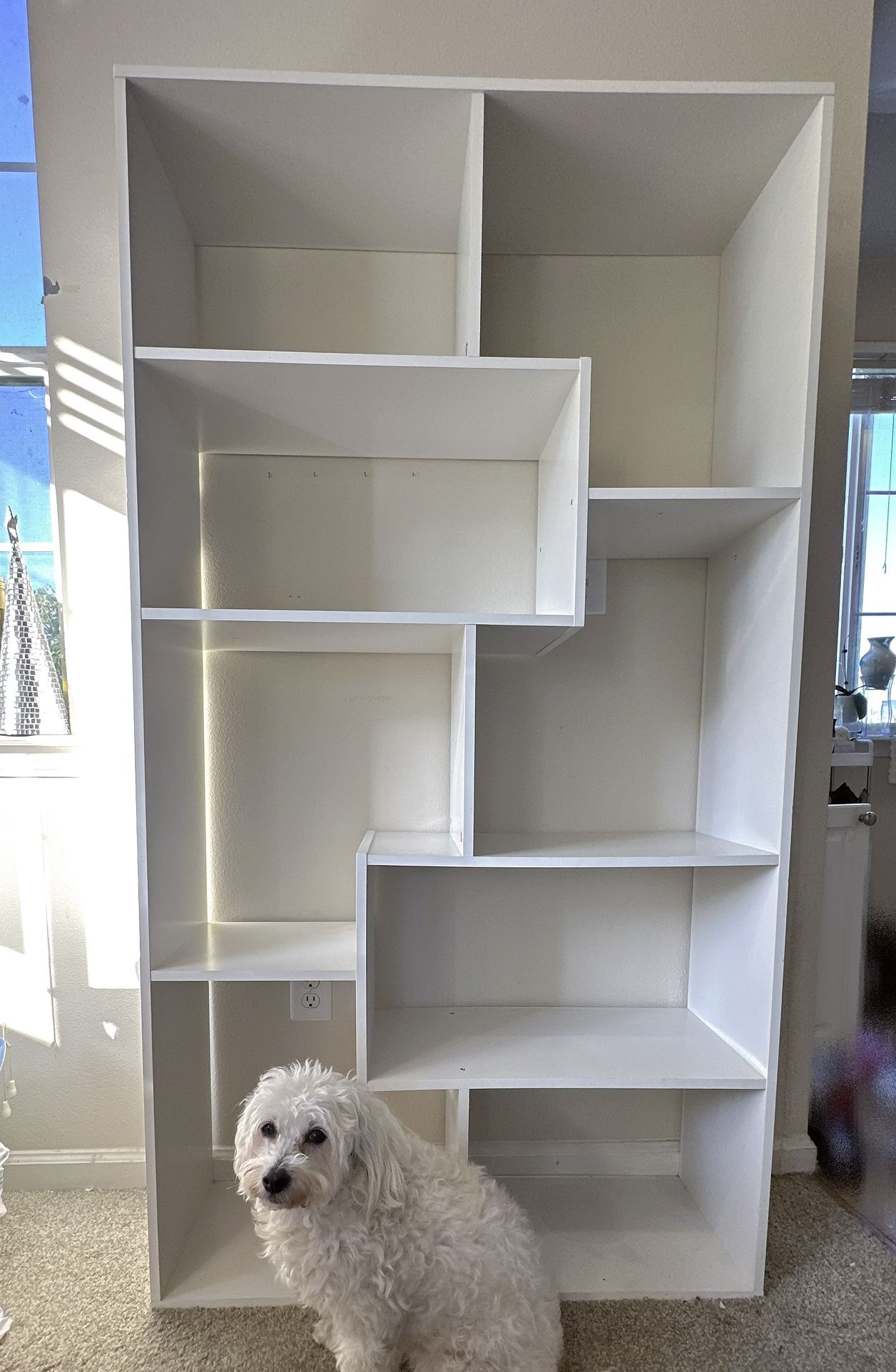 Elegant White Eight Shelves