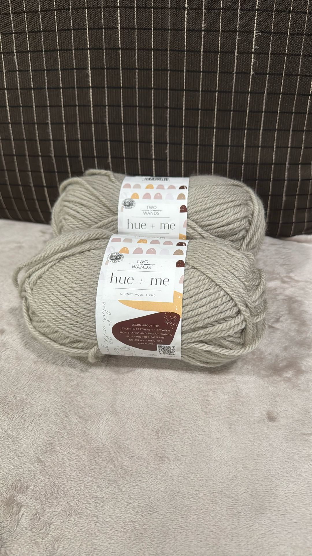 2 Skeins Lion Brand Two of Wands Hue + Me SPICY #5 Bulky 4.4 oz, 137 yards