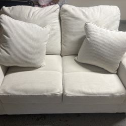 Amesley Sofa