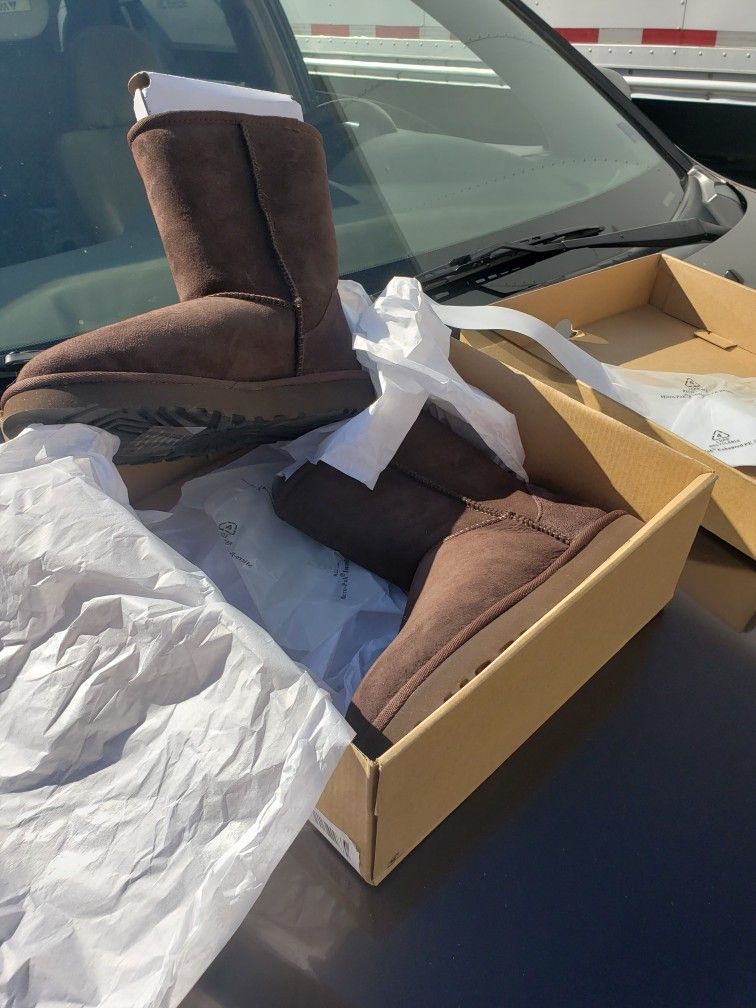 UGG Boots W Classic Short 11 Brown