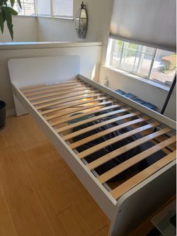 IKEA SLAKE twin size bed