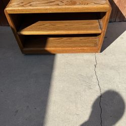 Tv Stand With Pull Out Shelf $25