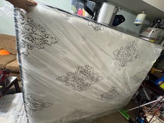 Electric bed and new mattress