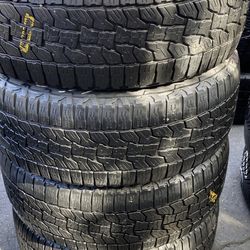 4 Llantas Usadas Falken Wildpeak AT 225/55/18 $220 Las 4