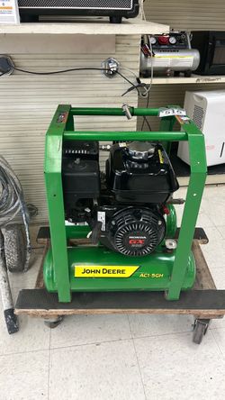 JOHN DEERE