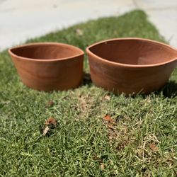 Pair Of Unique Shaped Planters $30 Approx 9 by 4.5 inches opening for soil and approx 4.5 inch height $30